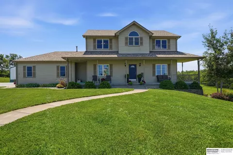 12001 W Mckelvie Rd, Malcolm, NE 68402