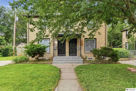 2038 S 20th St, Lincoln, NE 68502