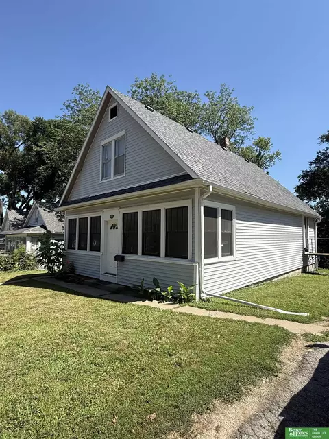 1019 Homer St, Omaha, NE 68107