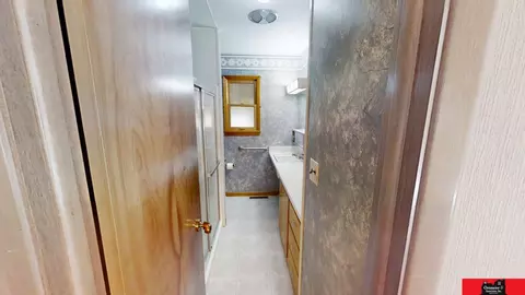 Bath - 200 Carns Ave, Pender, NE 68047 photo 1 of 3