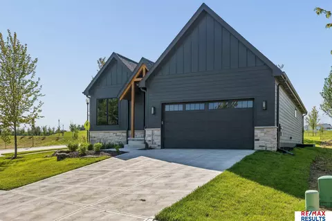Exterior - 20101 W St, Omaha, NE 68135 photo 7 of 18