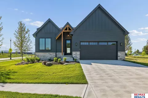 Exterior - 20101 W St, Omaha, NE 68135 photo 6 of 18