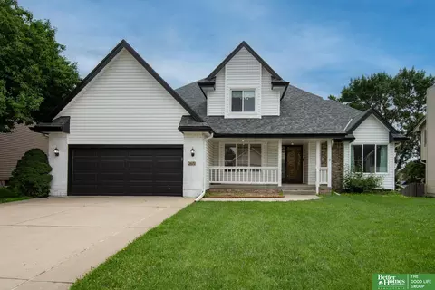 2619 N 155th St, Omaha, NE 68116