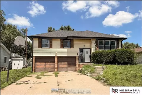 5508 Grand Ave, Omaha, NE 68104