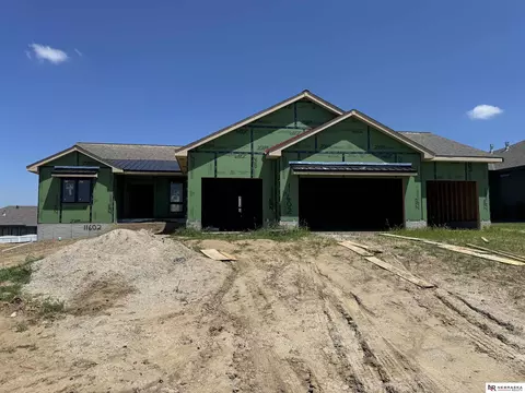 11602 Slayton St, Papillion, NE 68046