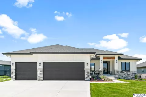 11522 S 189 St, Gretna, NE 68028