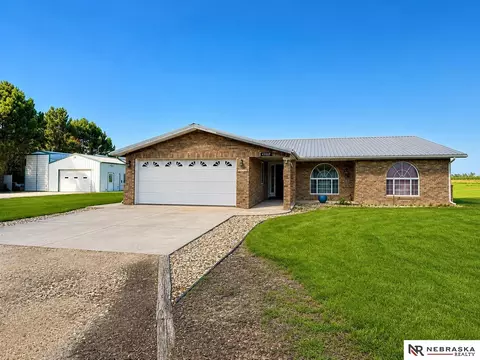 43069 Foxtail Fields Dr, Ainsworth, NE 69210