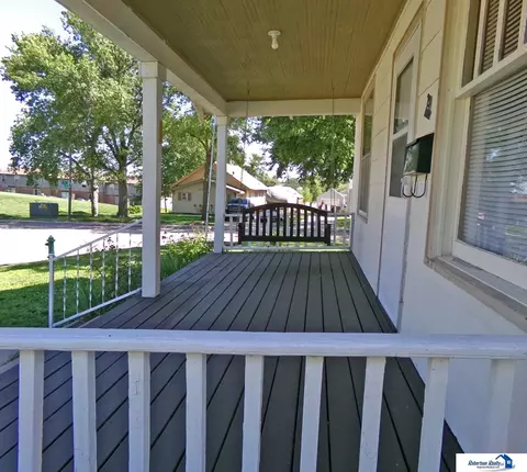 211 S 13th St, Beatrice, NE 68310 photo 5