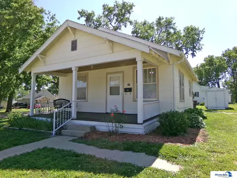 211 S 13th St, Beatrice, NE 68310 photo 3