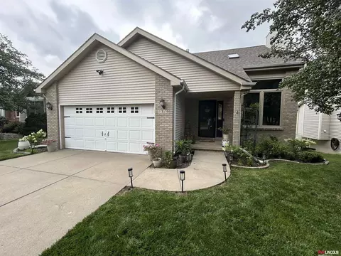 5310 Madalyn Rd, Lincoln, NE 68516