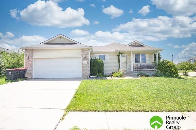 5419 Rockford Dr, Lincoln, NE 68521