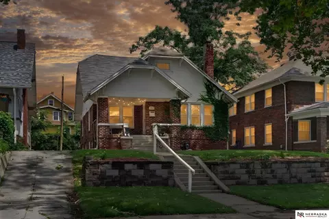 3024 Lincoln Blvd, Omaha, NE 68131