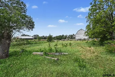 Exterior - 7333 E Gage Rd, Firth, NE 68358 photo 7 of 8