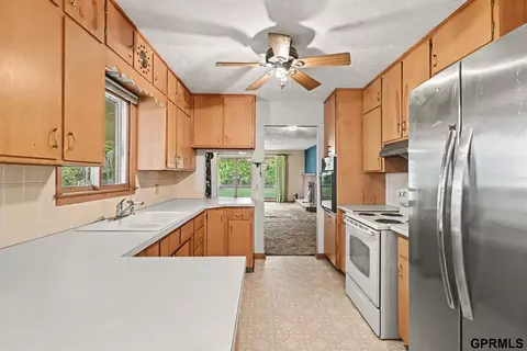Kitchen - 7333 E Gage Rd, Firth, NE 68358 photo 3 of 3