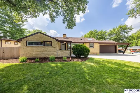 6145 South St, Lincoln, NE 68506