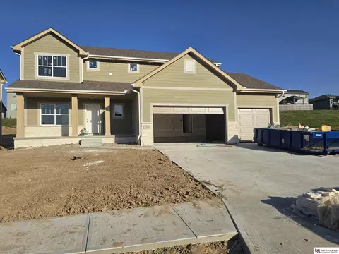 11017 N 162 St, Bennington, NE 68007