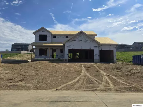 11017 N 162 St, Bennington, NE 68007