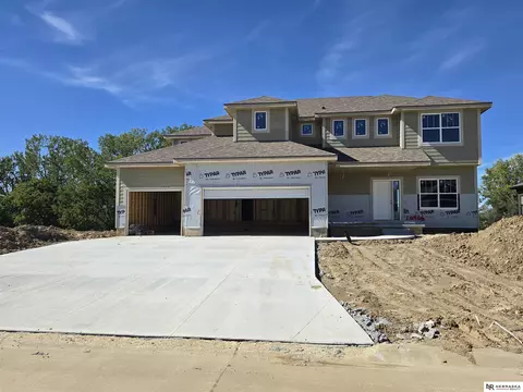 10906 N 172 St, Bennington, NE 68007