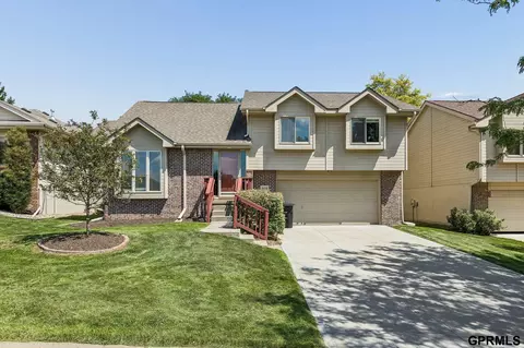 5859 S 146th St, Omaha, NE 68137