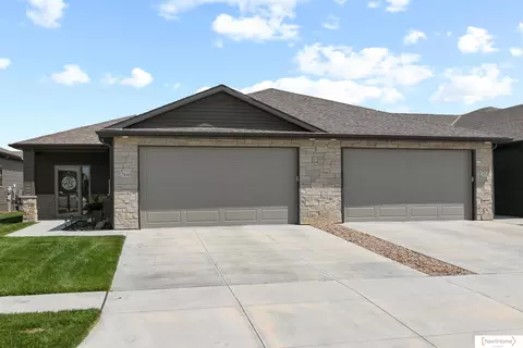 2848 Sheila Ln, Lincoln, NE 68516