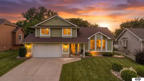 6440 N 105th St, Omaha, NE 68134
