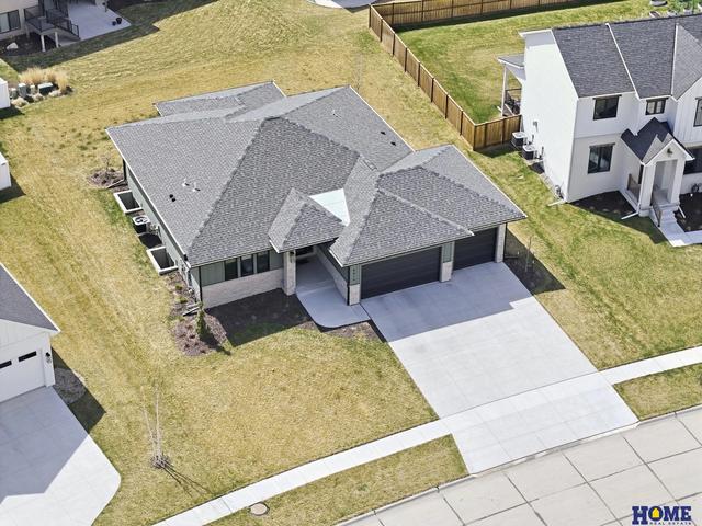 8819 Appaloosa Ln, Lincoln, NE 68520