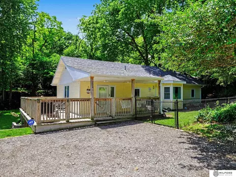 224 S 11 St, Plattsmouth, NE 68048