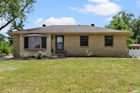 6515 Fremont St, Lincoln, NE 68507