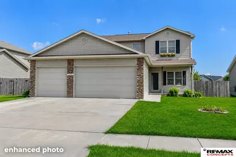 13460 Montrose Ct, Waverly, NE 68462