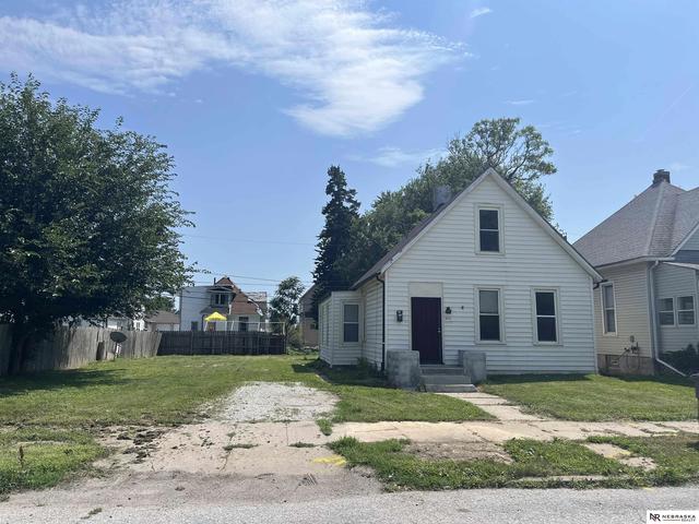 1017 4th Ave, Council Bluffs, IA 51501