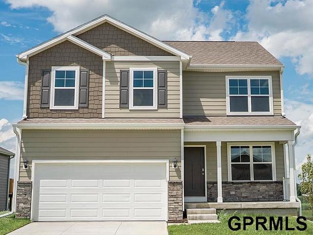 8816 S 184th Ter, Omaha, NE 68136