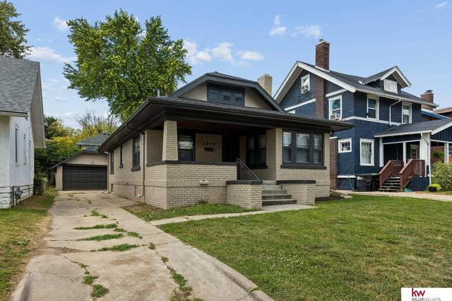 2859 Newport Ave, Omaha, NE 68112