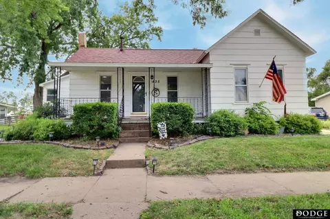 435 S H St, Fremont, NE 68025