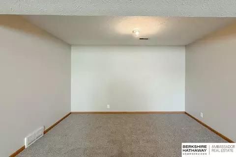 Living - 1138 Devon Dr, Papillion, NE 68046 photo 3 of 4