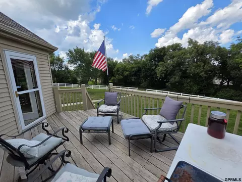 Exterior - 506 Springview St, Beatrice, NE 68310 photo 3 of 6