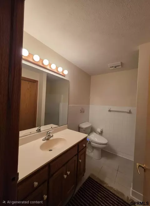 Bath - 506 Springview St, Beatrice, NE 68310 photo 3 of 3