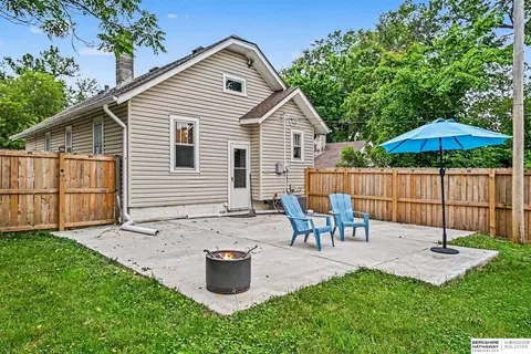Exterior - 4120 Maple St, Omaha, NE 68111 photo 3 of 4