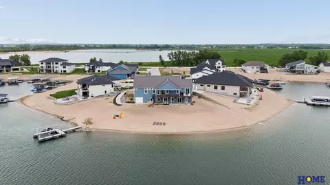 734 Cobblestone Pointe Pointe, Ashland, NE 68003