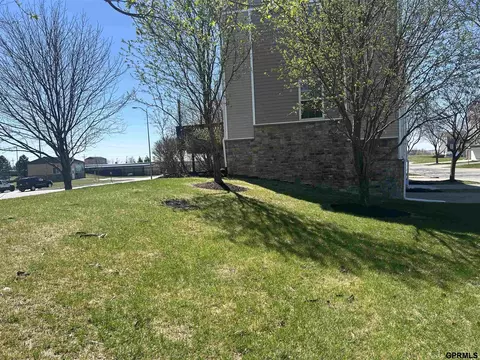 6751 S 181 Ct, Omaha, NE 68135