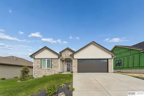 6327 S 208 Ave, Omaha, NE 68022