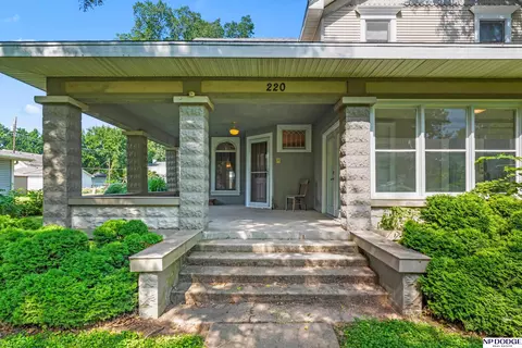 220 N 14 St, Tekamah, NE 68061