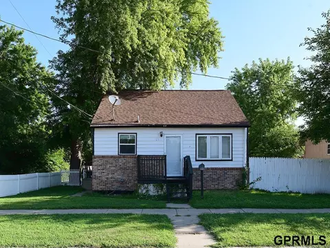 2306 6th Ave, Council Bluffs, IA 51501
