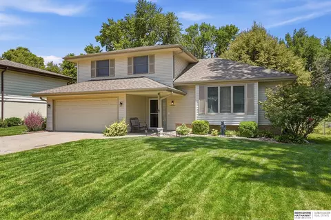 10529 O St, Omaha, NE 68127