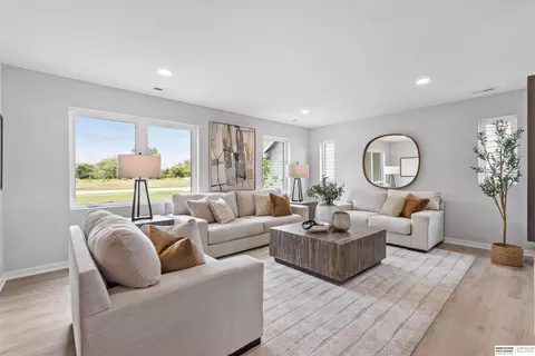 Living - 1216 Valley View St, Valley, NE 68064 photo 10 of 13