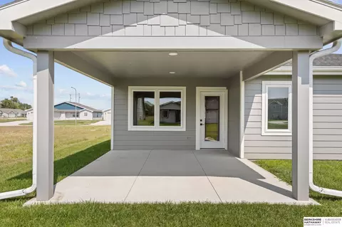Exterior - 1216 Valley View St, Valley, NE 68064 photo 2 of 8