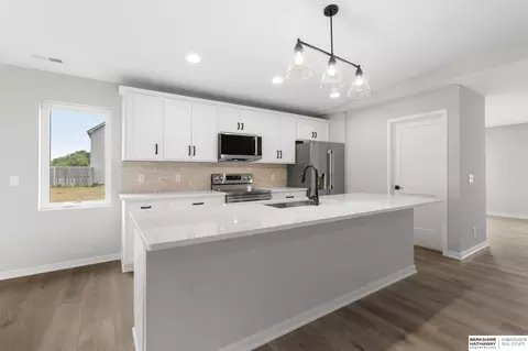 Kitchen - 1216 Valley View St, Valley, NE 68064 photo 1 of 11