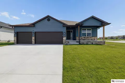 8901 Kinzie St, Lincoln, NE 68507