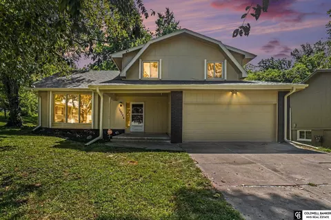 10903 Bandlytown Pl, Bellevue, NE 68123