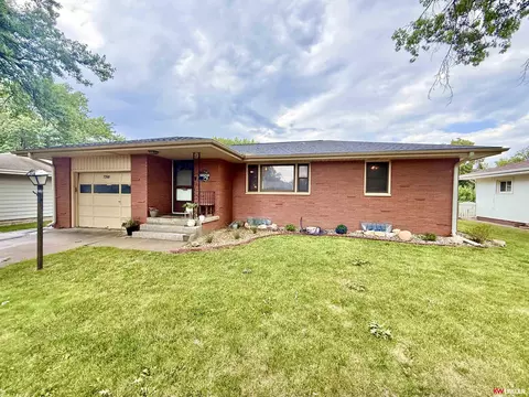 7200 Lexington Ave, Lincoln, NE 68505