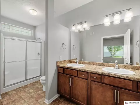 1807 Mayflower Rd, Bellevue, NE 68123 photo 12